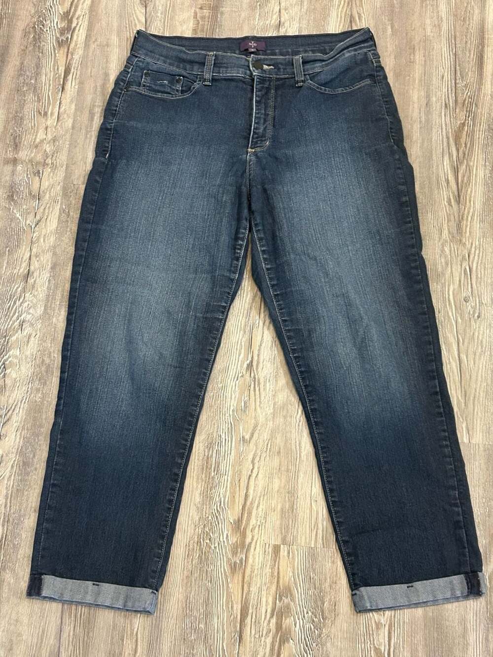 NYDJ Size 6 Ankle Jeans Lift Tuck Technology
